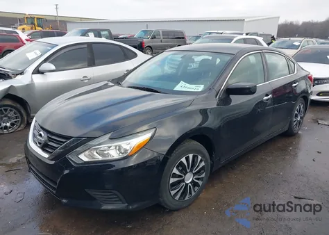 2017 Nissan Altima 2.5 S z USA, uszkodzony, nr VIN 1N4AL3AP3HN350641